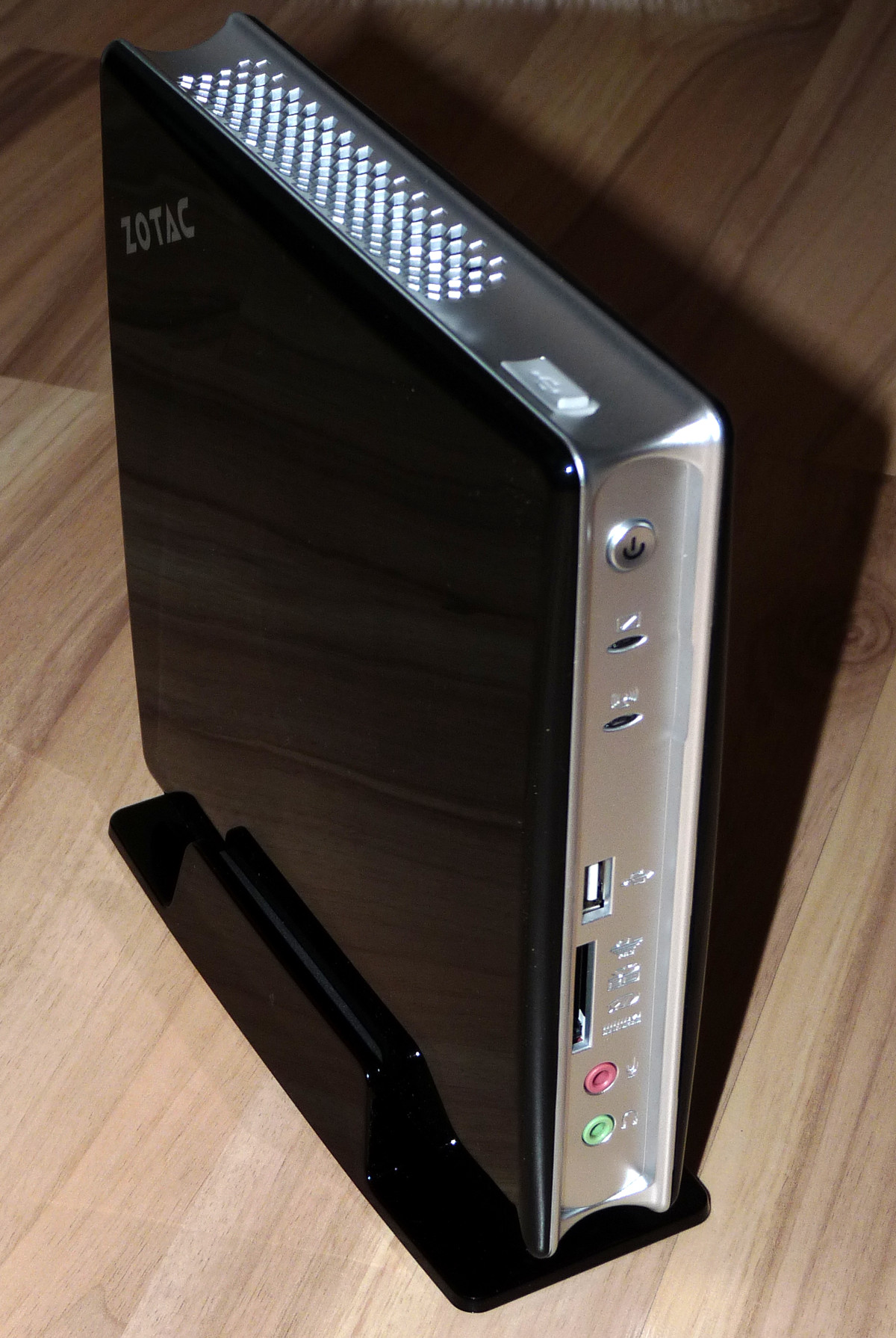 Zotac ZBOX AD02 – AMD Fusion im Mini-PC – Hartware